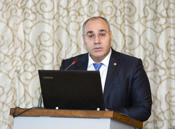Səfər Mehdiyev: Yüklərə tətbiq edilən fiziki yoxlamalar 70 faizə qədər azalıb